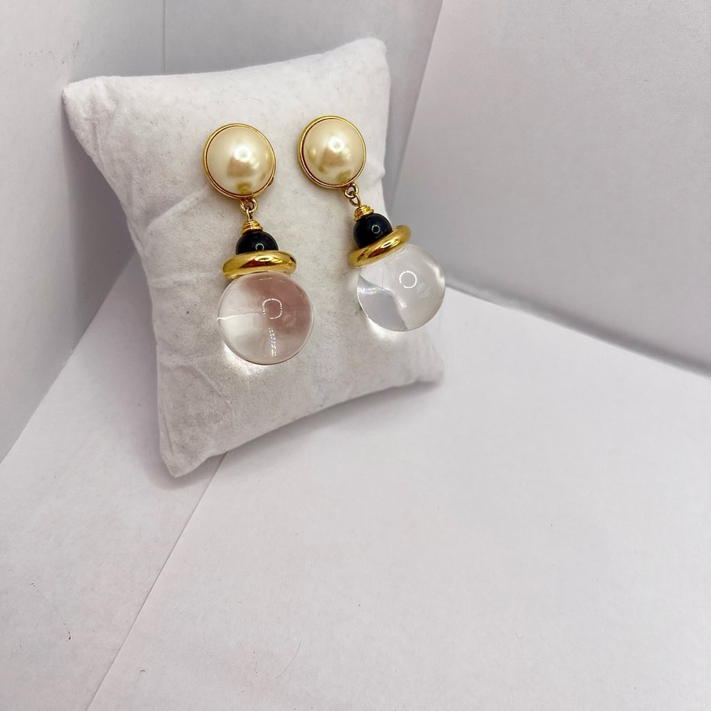 Vintage Pearl & Crystal Dangle Stud Earrings – Elegant Gold Tone Statement - Picture 4 of 4